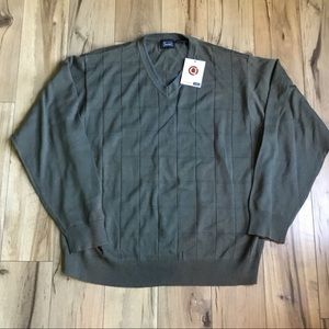 Haggar Knit Sweater V Neck Pullover Classic Fit Green With Contrasting Neckline